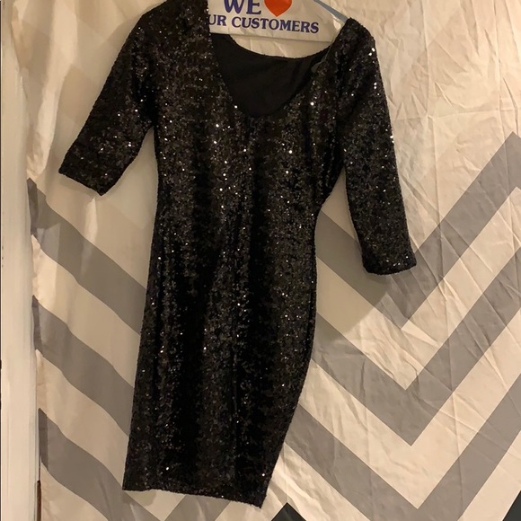 Black sparky formal dress - Picture 2 of 2